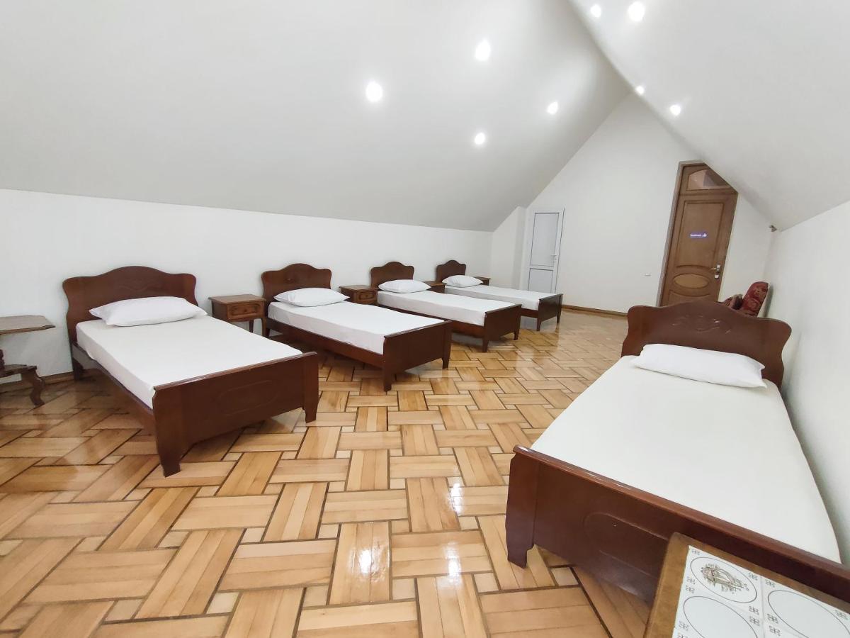 Batumi Sun Hostel エクステリア 写真
