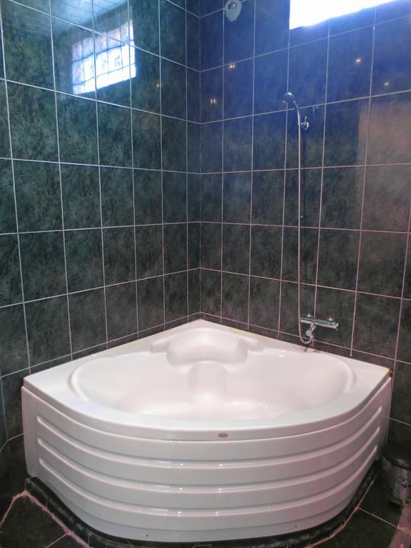 Batumi Sun Hostel 部屋 写真